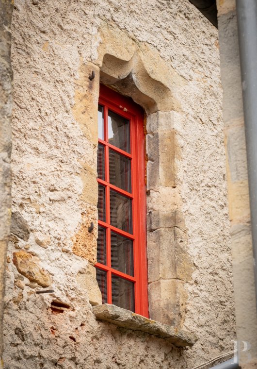 character properties France midi pyrenees   - 4