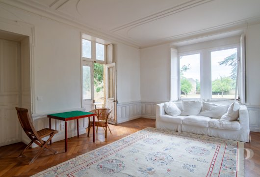 character properties France aquitaine   - 3