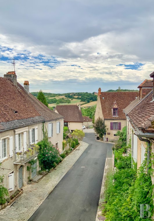 character properties France midi pyrenees   - 15