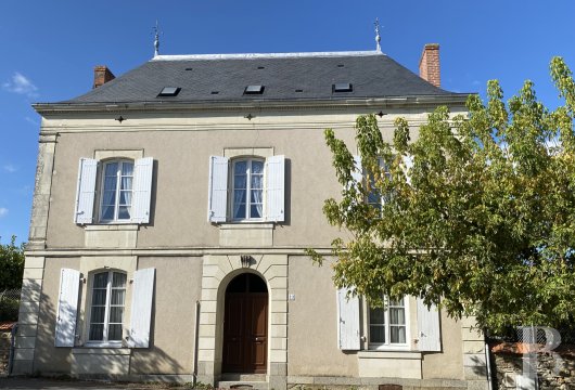 maisons de caractere a vendre pays de loire   - 4