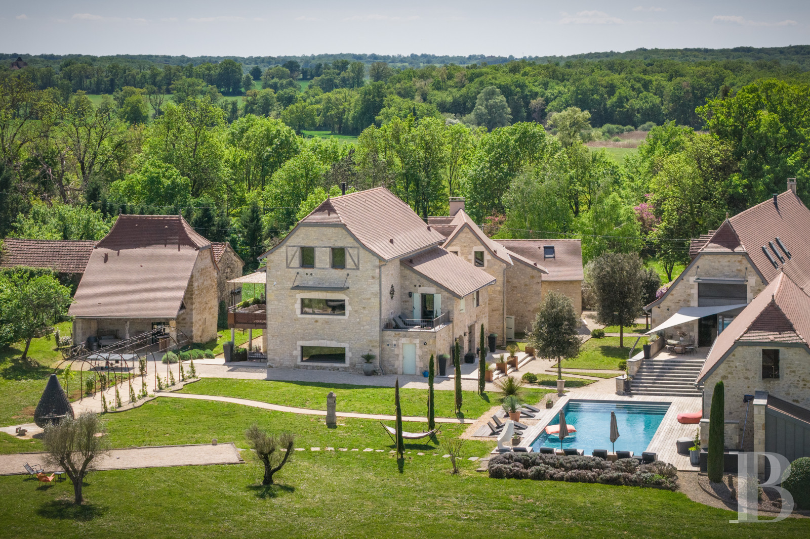 An old farm converted into a holiday hamlet not far from the border with Lot, in Aveyron - photo  n°42