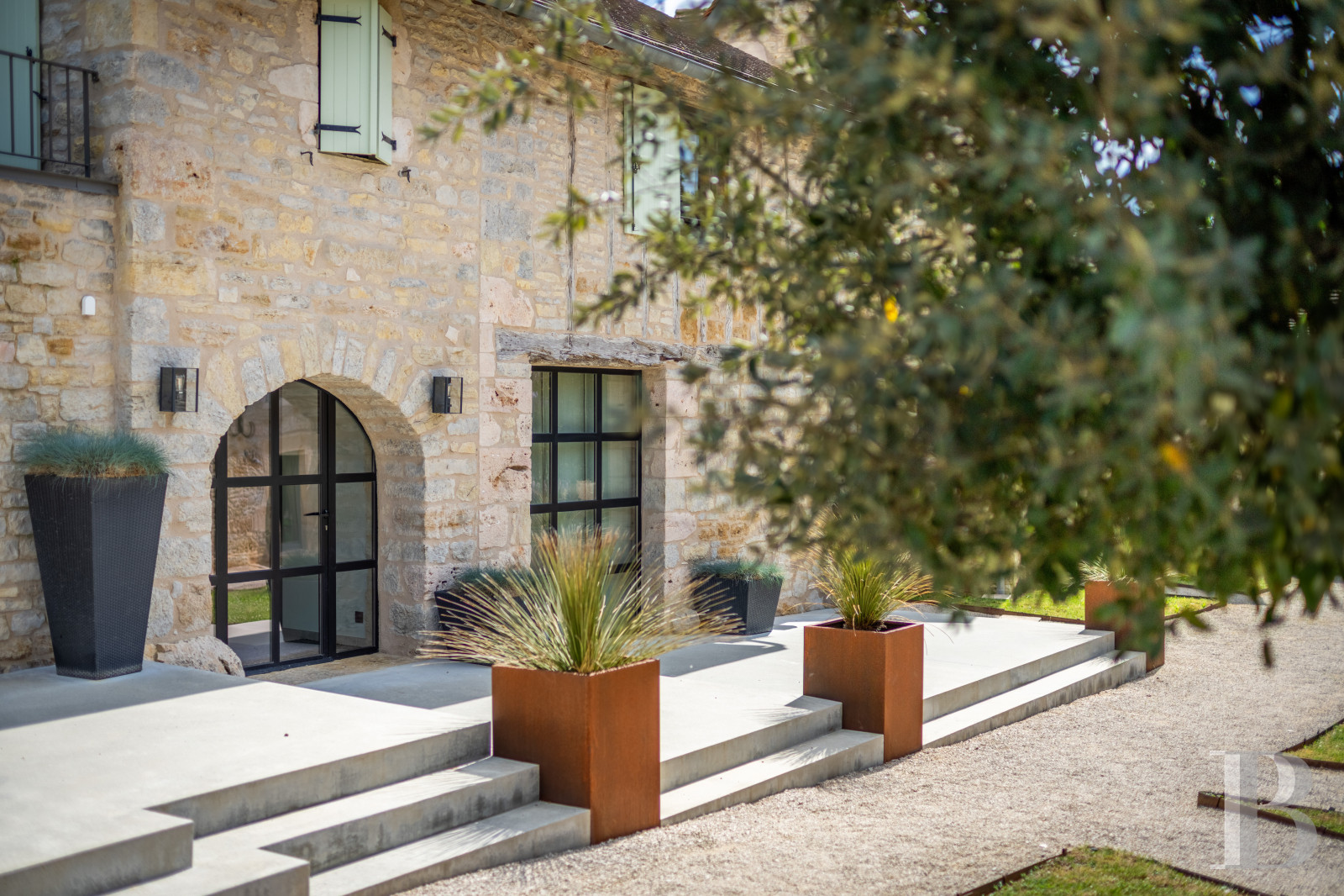 An old farm converted into a holiday hamlet not far from the border with Lot, in Aveyron - photo  n°32