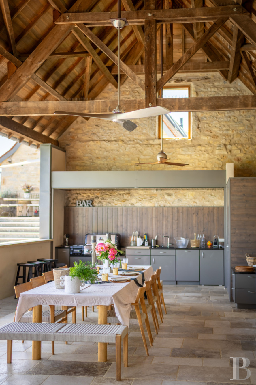 An old farm converted into a holiday hamlet not far from the border with Lot, in Aveyron - photo  n°4