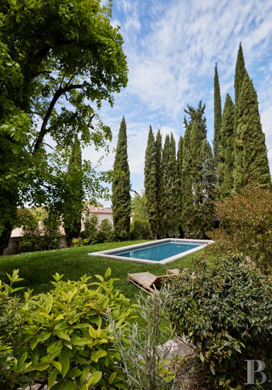 A traditional yet bold village house in the Alpes-de-Haute-Provence, to the south of Forcalquier - photo  n°6
