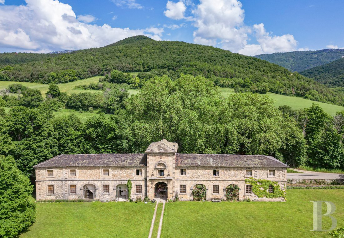 chateaux for sale France rhones alps   - 36