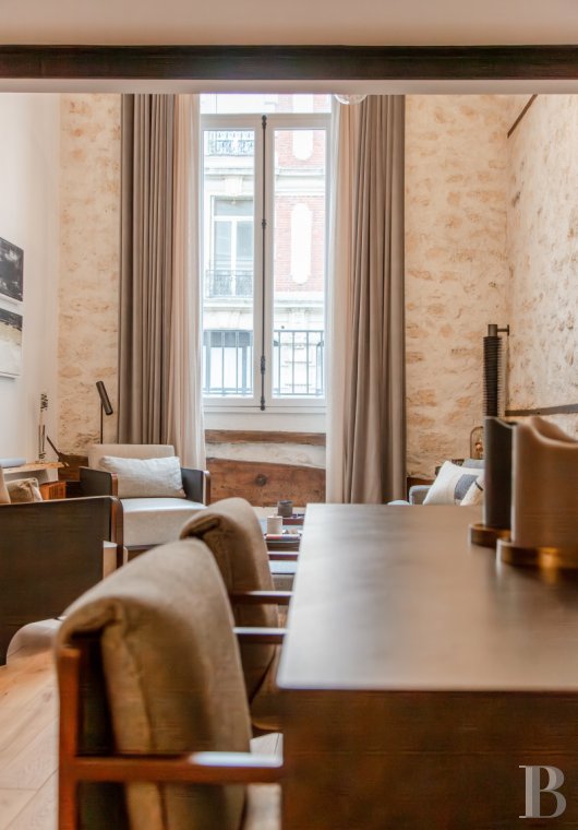À Paris, dans le quartier du Marais, un appartement rénové dans un immeuble du 17e siècle - photo  n°18