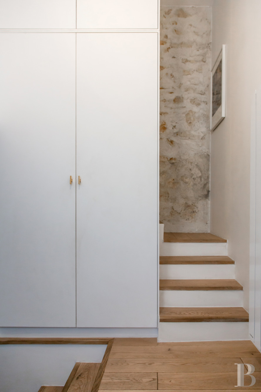 À Paris, dans le quartier du Marais, un appartement rénové dans un immeuble du 17e siècle - photo  n°13