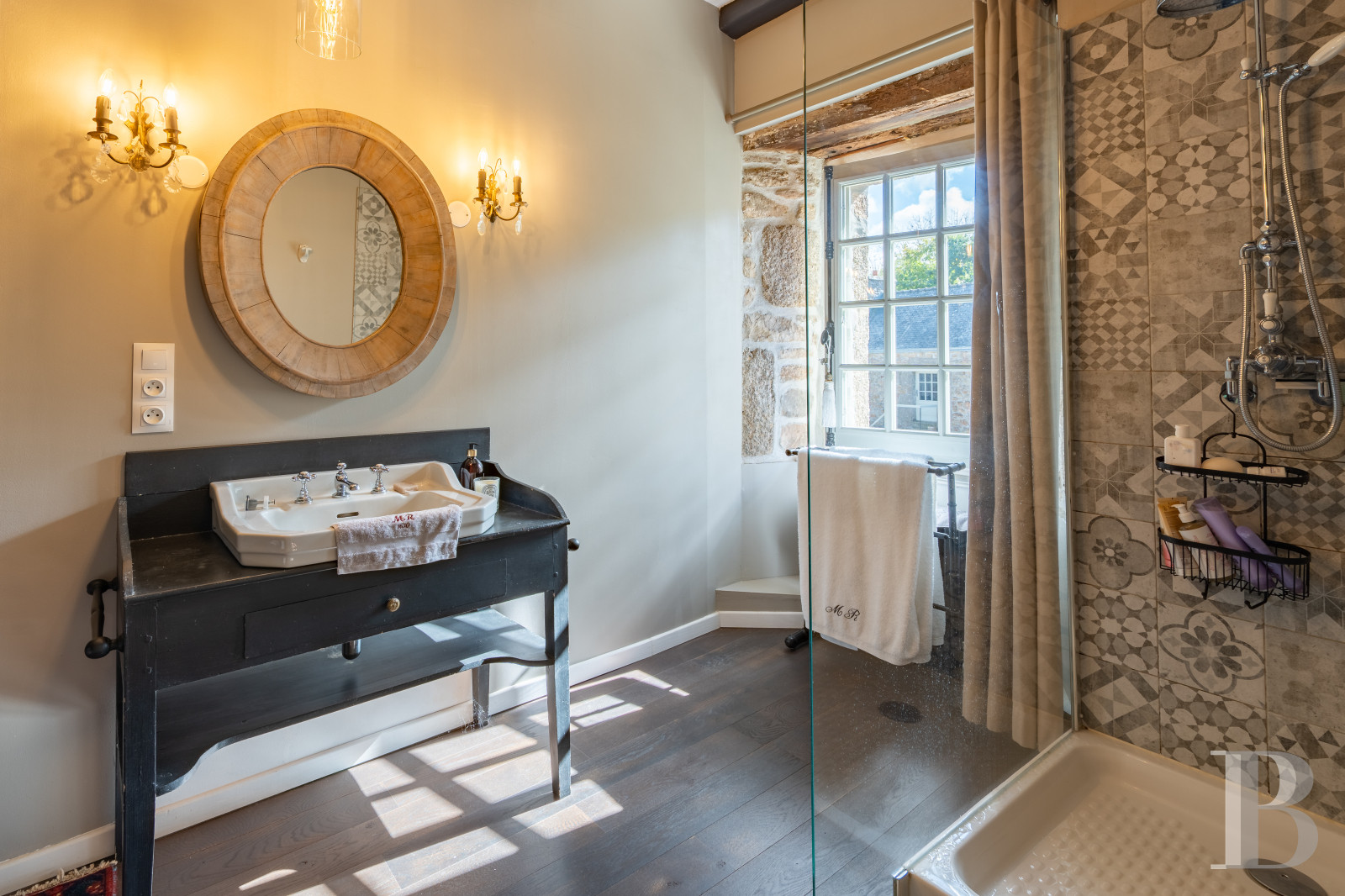 A 17th century manor house with a walled garden, in the heart of the village of Lanildut on the tip of Finistère - photo  n°27