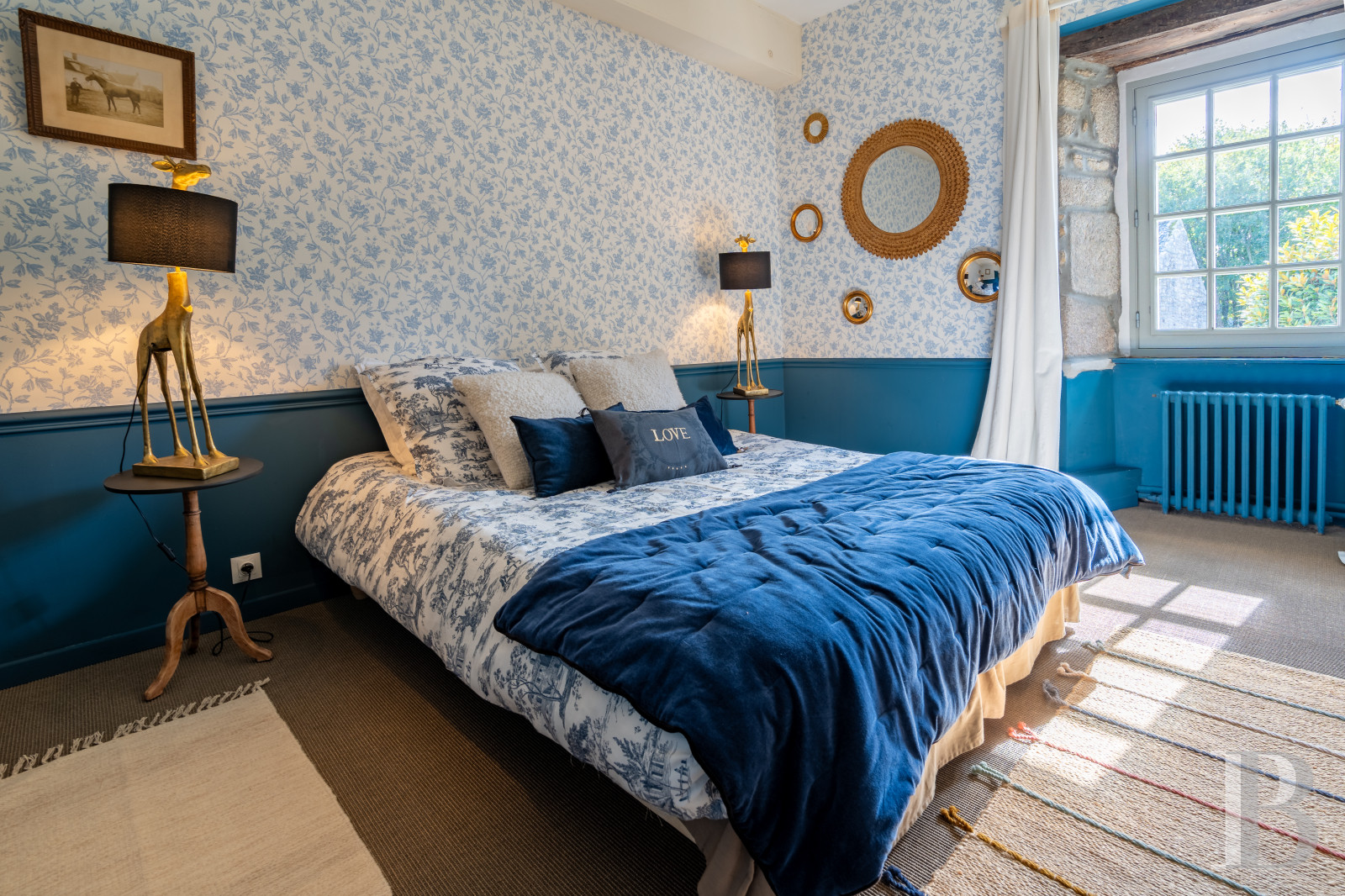 A 17th century manor house with a walled garden, in the heart of the village of Lanildut on the tip of Finistère - photo  n°22