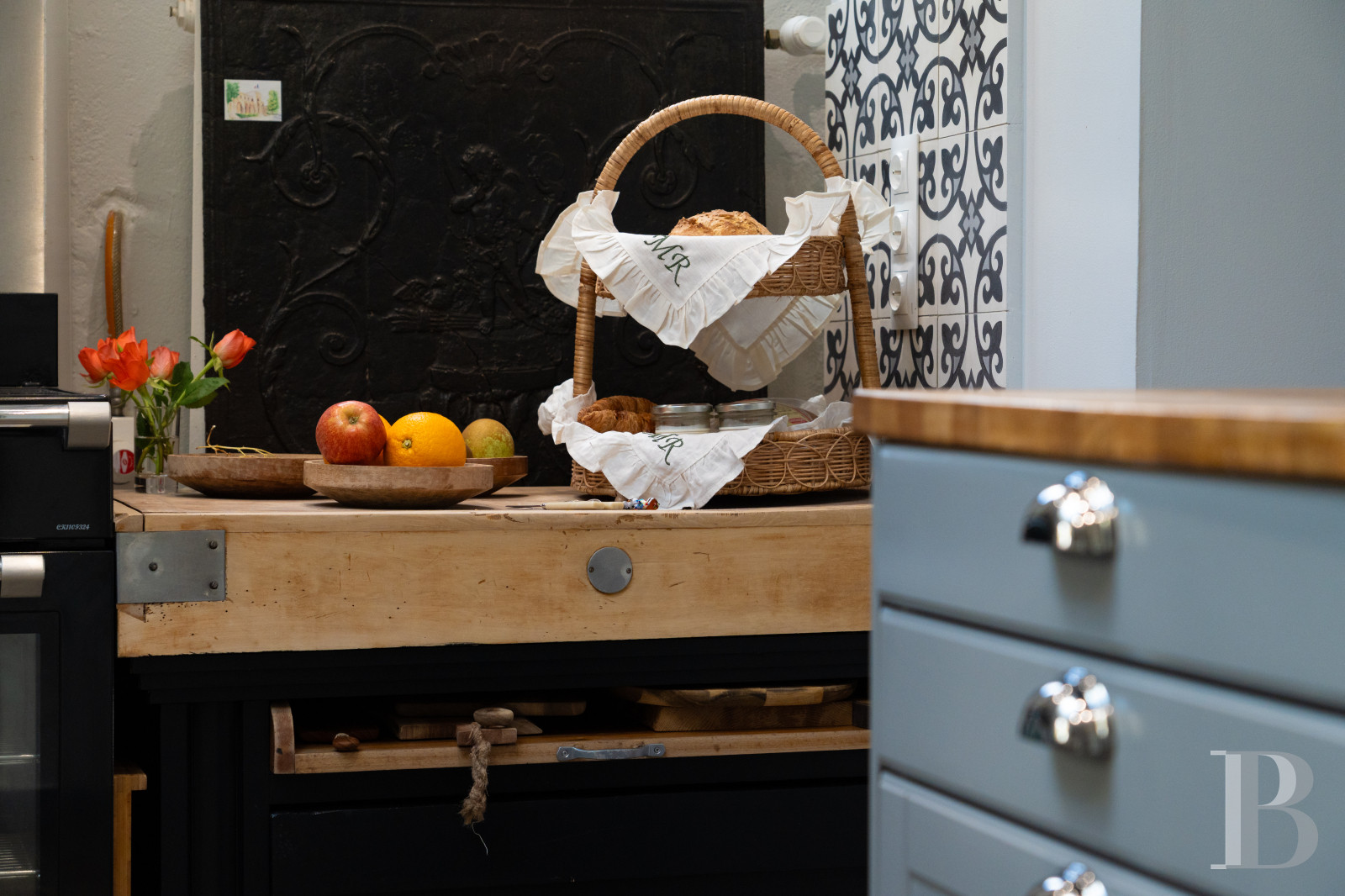 A 17th century manor house with a walled garden, in the heart of the village of Lanildut on the tip of Finistère - photo  n°16