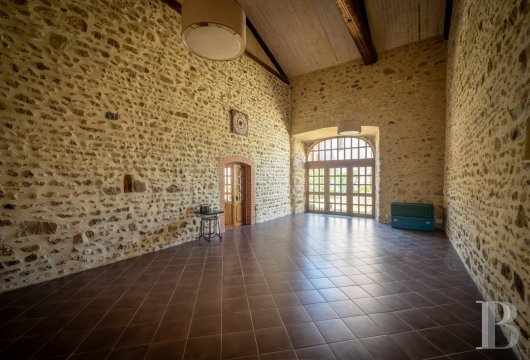 monastery for sale France auvergne   - 10