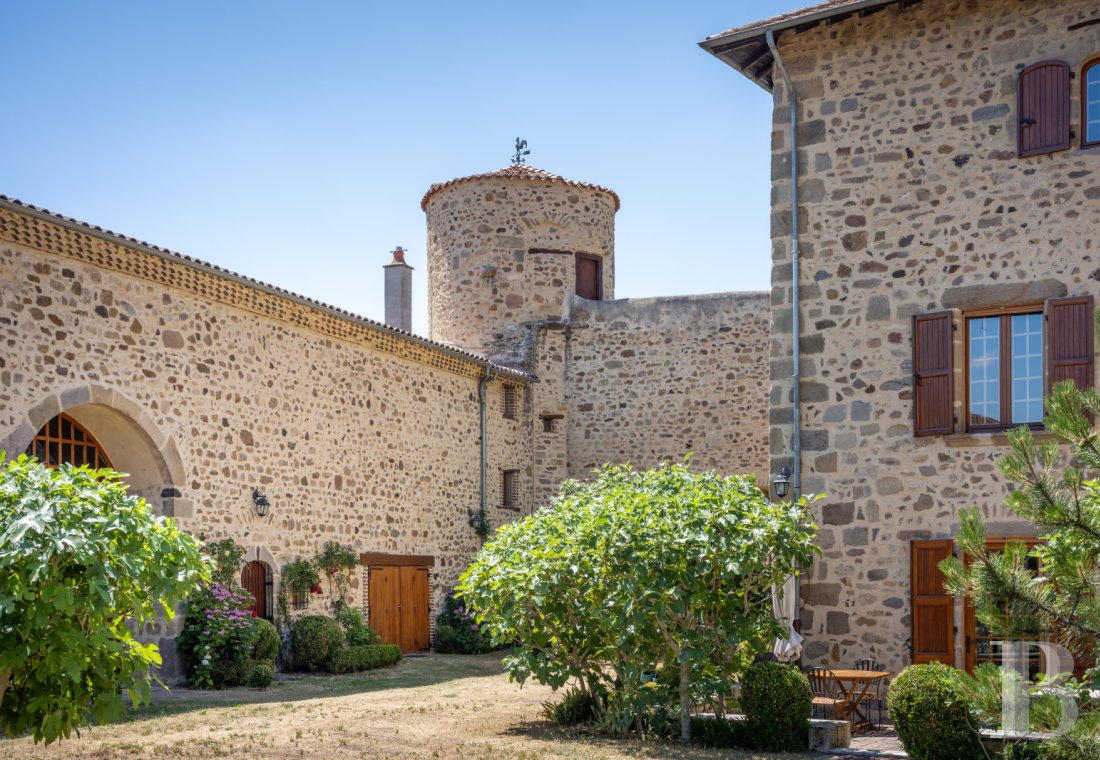 monastery for sale France auvergne   - 4