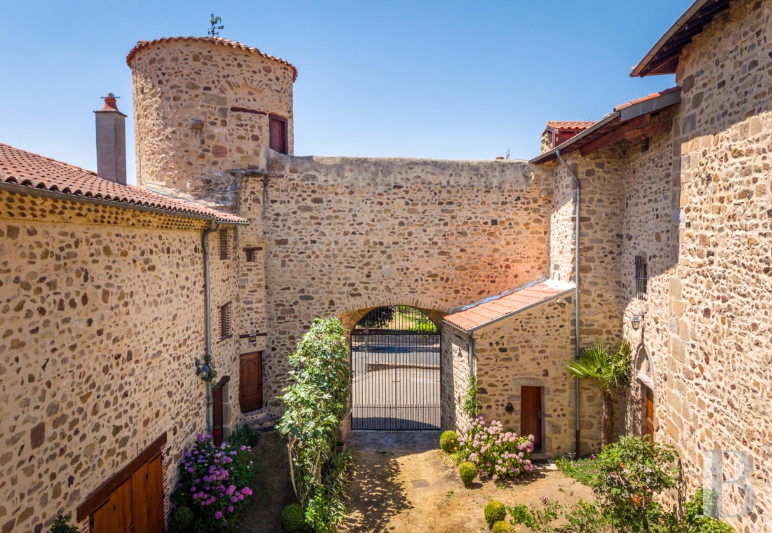 monastery for sale France auvergne   - 3