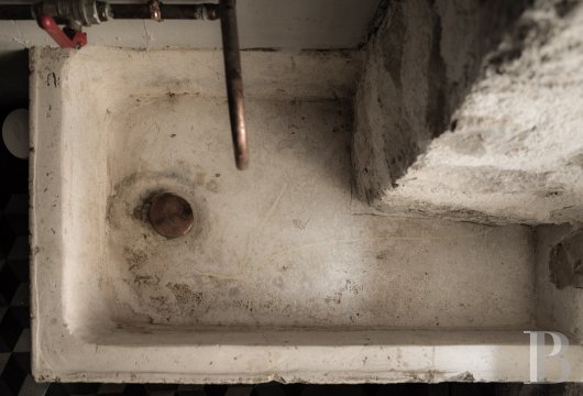 A village house on the banks of a fjord in Novigrad, Croatia - photo  n°18