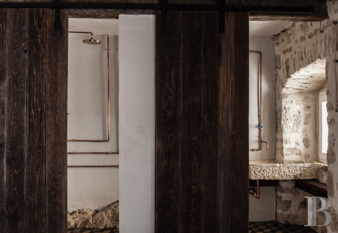 A village house on the banks of a fjord in Novigrad, Croatia - photo  n°14