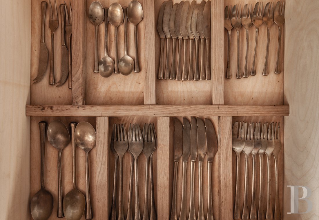 A village house on the banks of a fjord in Novigrad, Croatia - photo  n°6