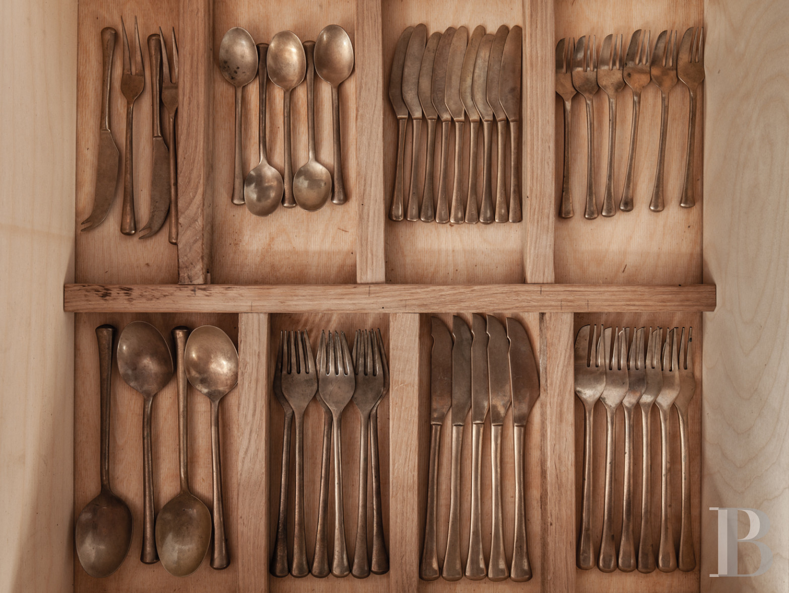 A village house on the banks of a fjord in Novigrad, Croatia - photo  n°6