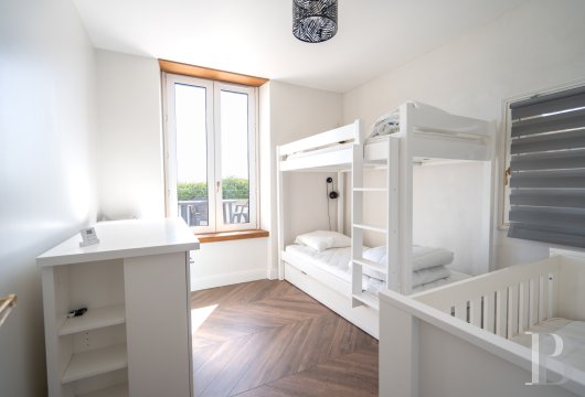 Dans le Finistère, face à l’île de Groix, un ancien fort Vauban réaménagé en vaste maison - photo  n°32