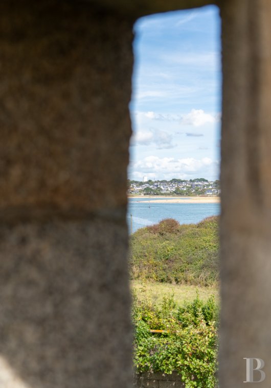 Dans le Finistère, face à l’île de Groix, un ancien fort Vauban réaménagé en vaste maison - photo  n°11