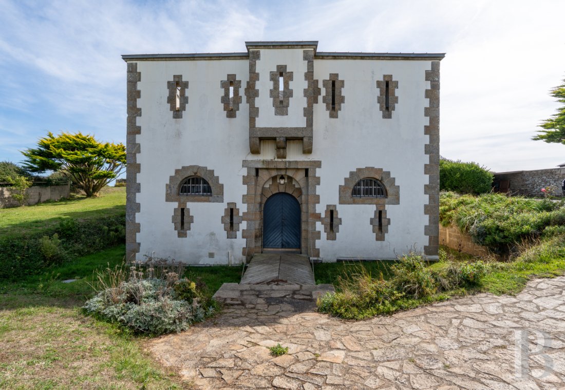 Dans le Finistère, face à l’île de Groix, un ancien fort Vauban réaménagé en vaste maison - photo  n°4