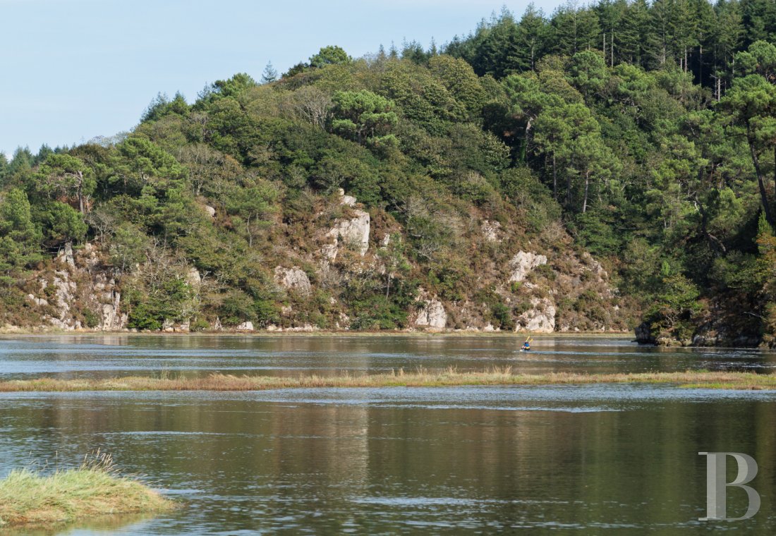 Dans le Finistère, face à l’île de Groix, un ancien fort Vauban réaménagé en vaste maison - photo  n°40