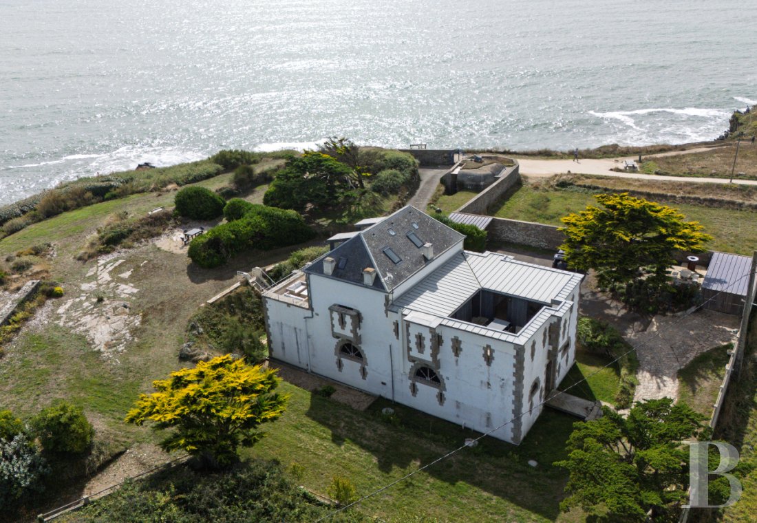 Dans le Finistère, face à l’île de Groix, un ancien fort Vauban réaménagé en vaste maison - photo  n°9