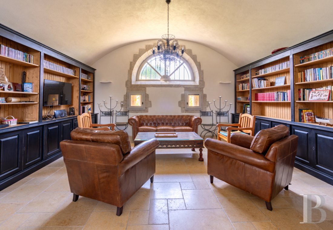 Dans le Finistère, face à l’île de Groix, un ancien fort Vauban réaménagé en vaste maison - photo  n°14