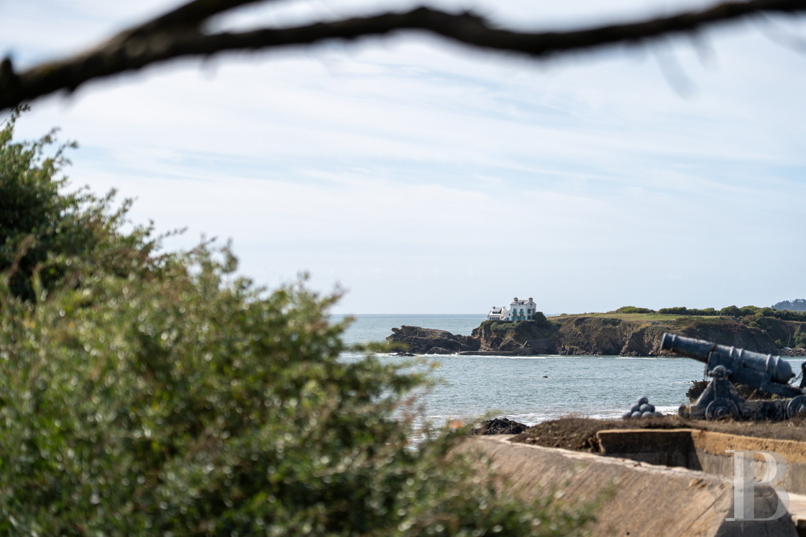 Dans le Finistère, face à l’île de Groix, un ancien fort Vauban réaménagé en vaste maison - photo  n°44