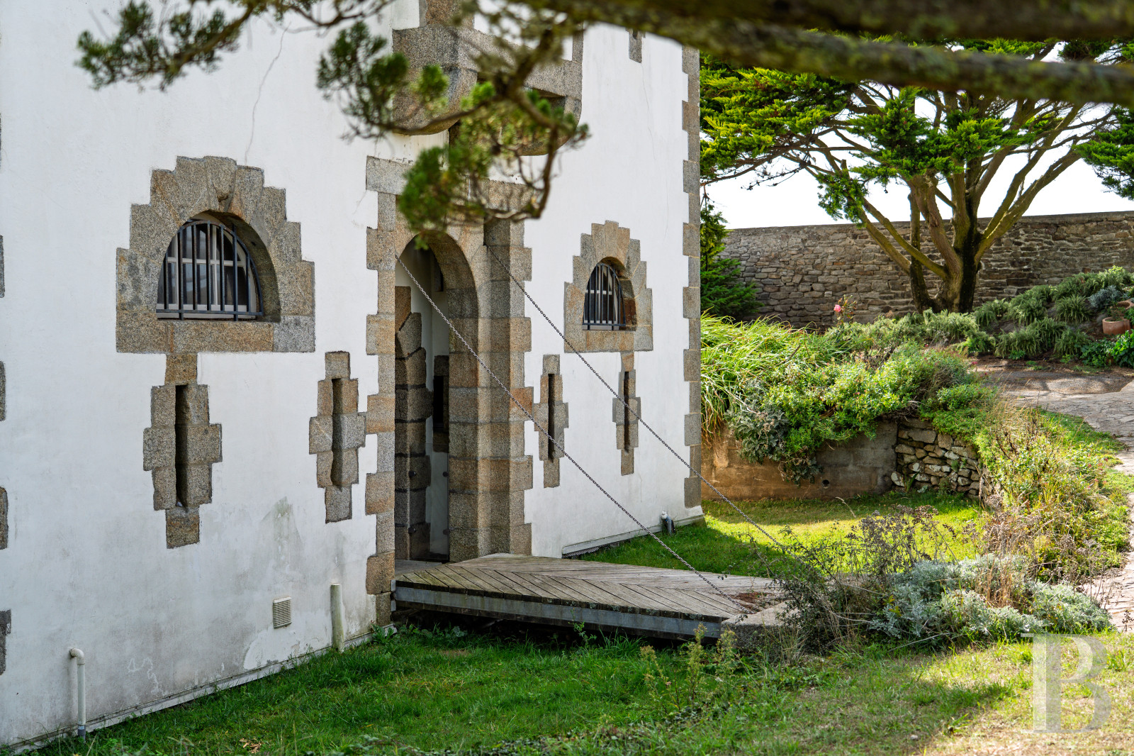 Dans le Finistère, face à l’île de Groix, un ancien fort Vauban réaménagé en vaste maison - photo  n°10