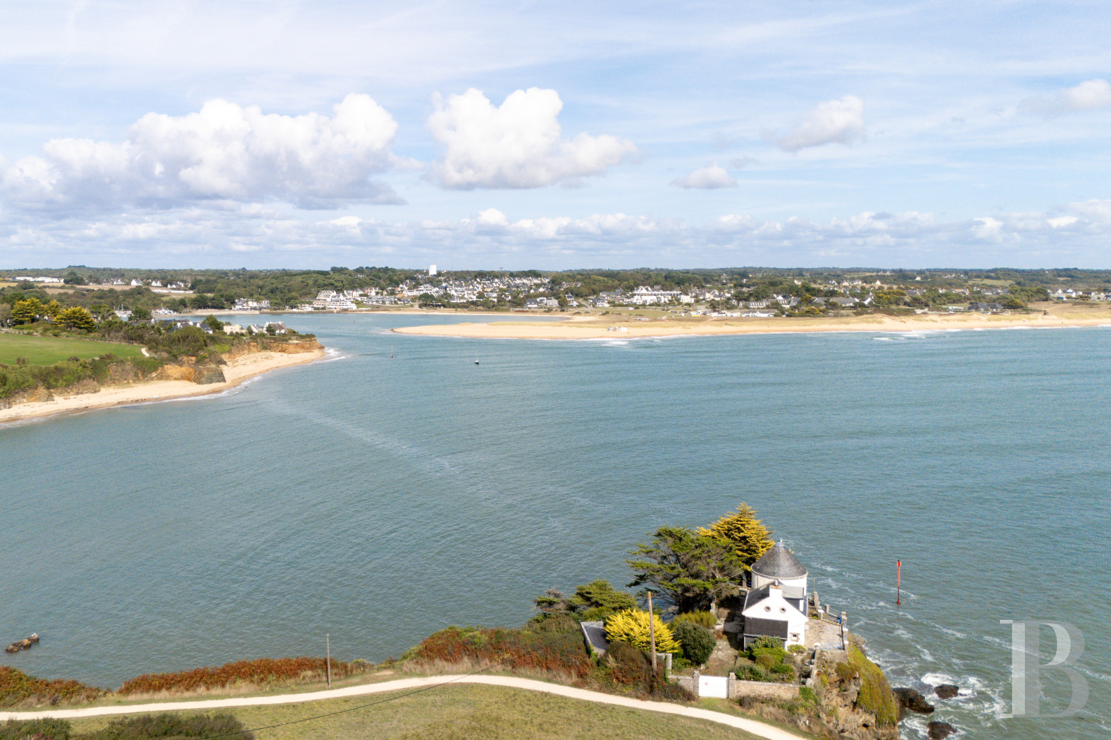 Dans le Finistère, face à l’île de Groix, un ancien fort Vauban réaménagé en vaste maison - photo  n°42