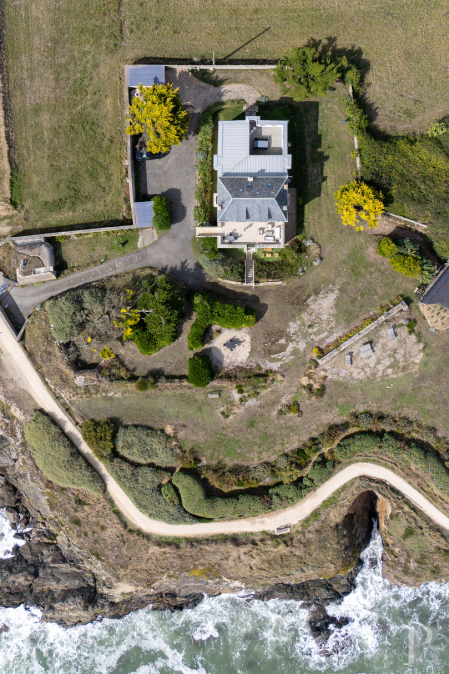 Dans le Finistère, face à l’île de Groix, un ancien fort Vauban réaménagé en vaste maison - photo  n°2