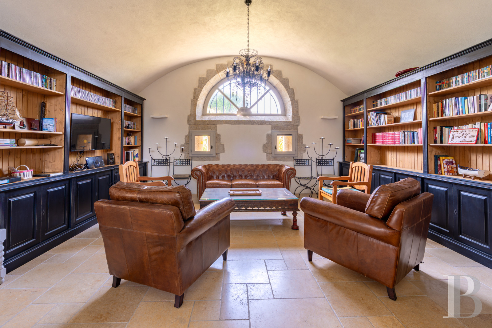 Dans le Finistère, face à l’île de Groix, un ancien fort Vauban réaménagé en vaste maison - photo  n°14