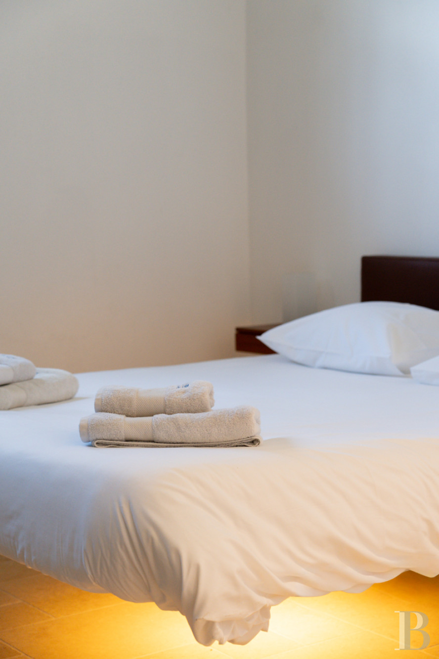 Dans le Finistère, face à l’île de Groix, un ancien fort Vauban réaménagé en vaste maison - photo  n°26