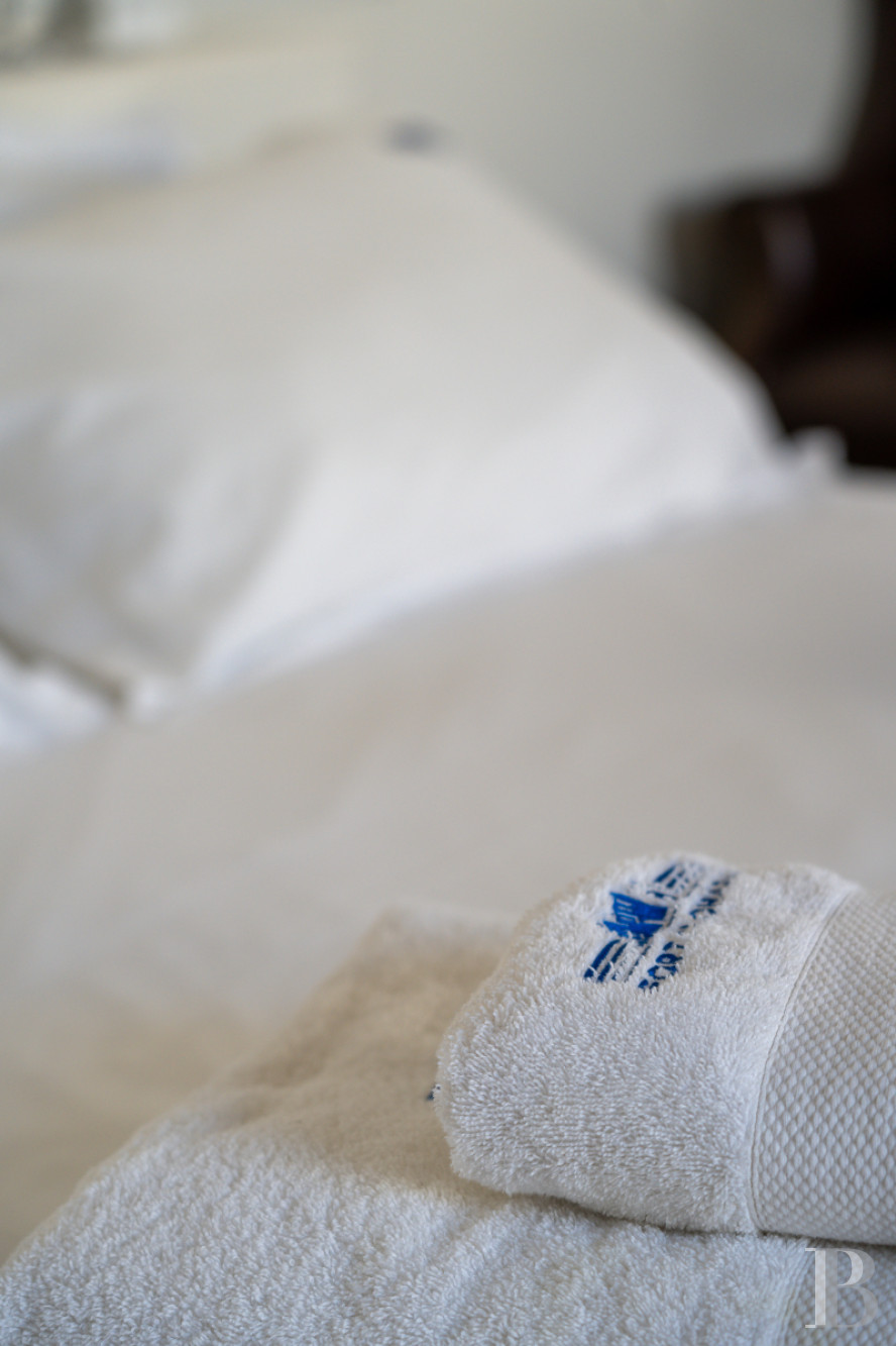 Dans le Finistère, face à l’île de Groix, un ancien fort Vauban réaménagé en vaste maison - photo  n°24