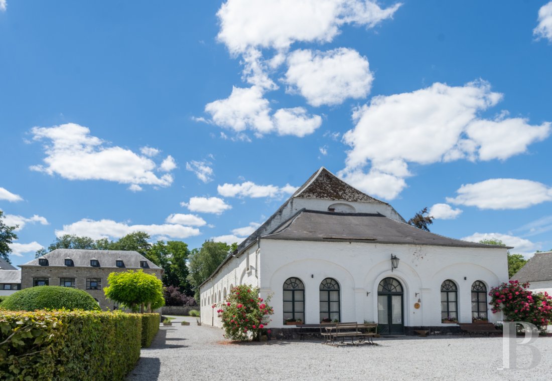 A vast estate in the province of Namur, Belgium, with an ecological focus - photo  n°6