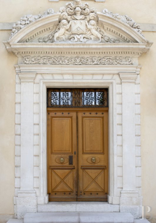 A patrician mansion in seven-hectare parkland in Marseille on the edge of the city and facing the calanques - photo  n°28
