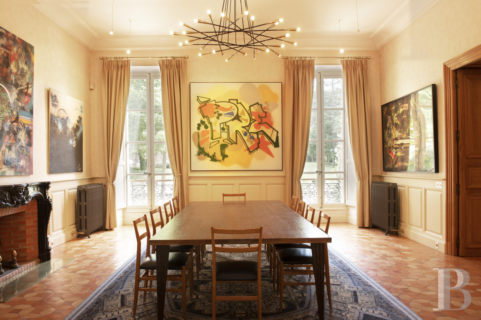 À Marseille, en lisière de la ville et tournée vers les calanques, une demeure patricienne dans son parc de sept hectares - photo  n°16