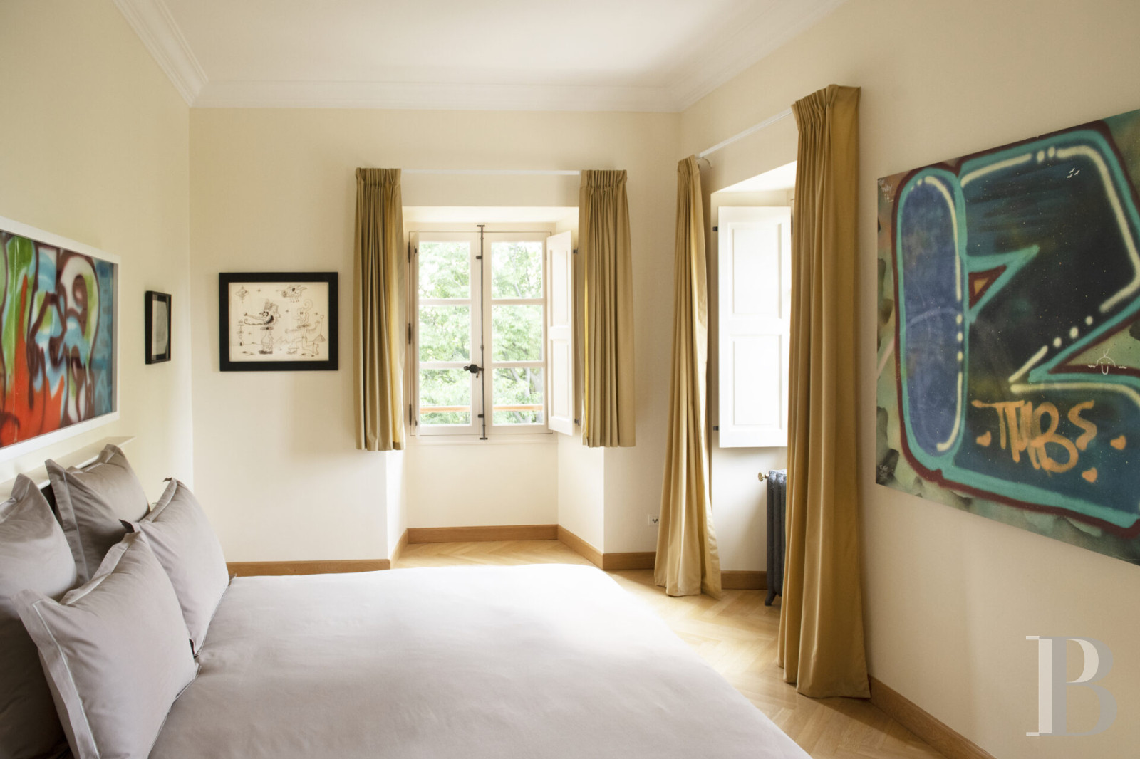 À Marseille, en lisière de la ville et tournée vers les calanques, une demeure patricienne dans son parc de sept hectares - photo  n°24