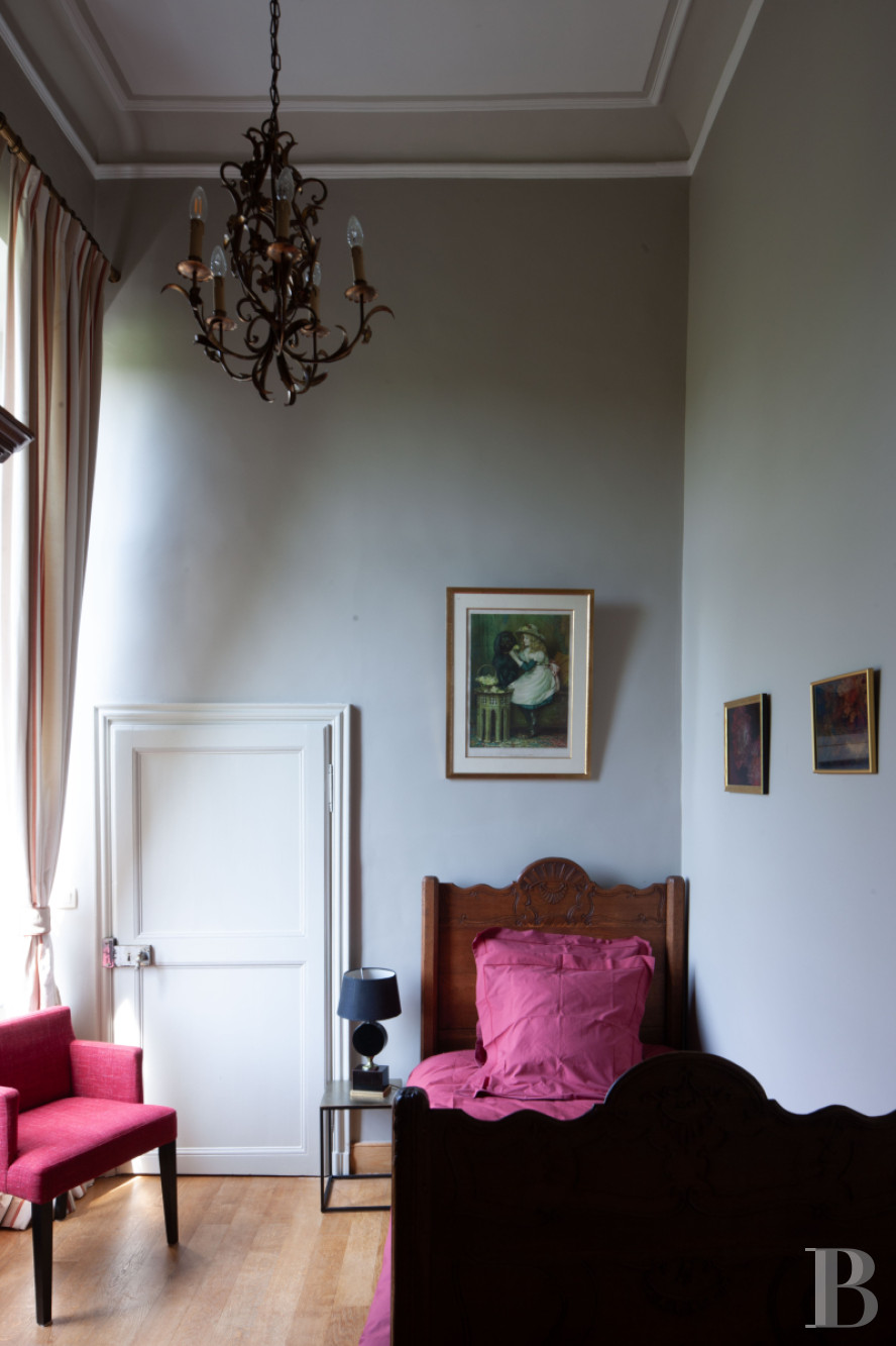 A chateau-fortress with a one hundred hectare estate in the county of Namur, to the south of Brussels in Belgium - photo  n°20