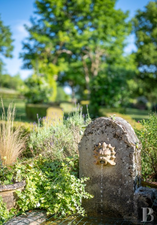 Dans le Tarn, au cœur du vignoble de Gaillac, un château d’origine médiévale entouré de ses vignes - photo  n°8
