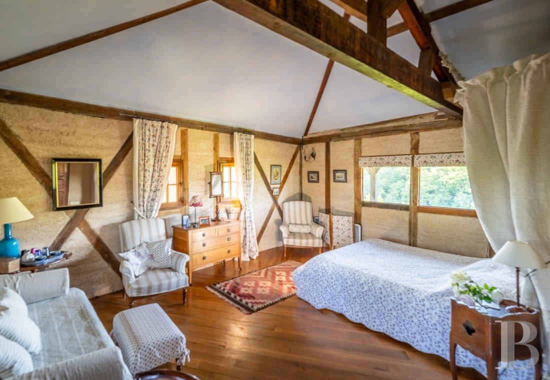 Dans le Tarn, au cœur du vignoble de Gaillac, un château d’origine médiévale entouré de ses vignes - photo  n°36