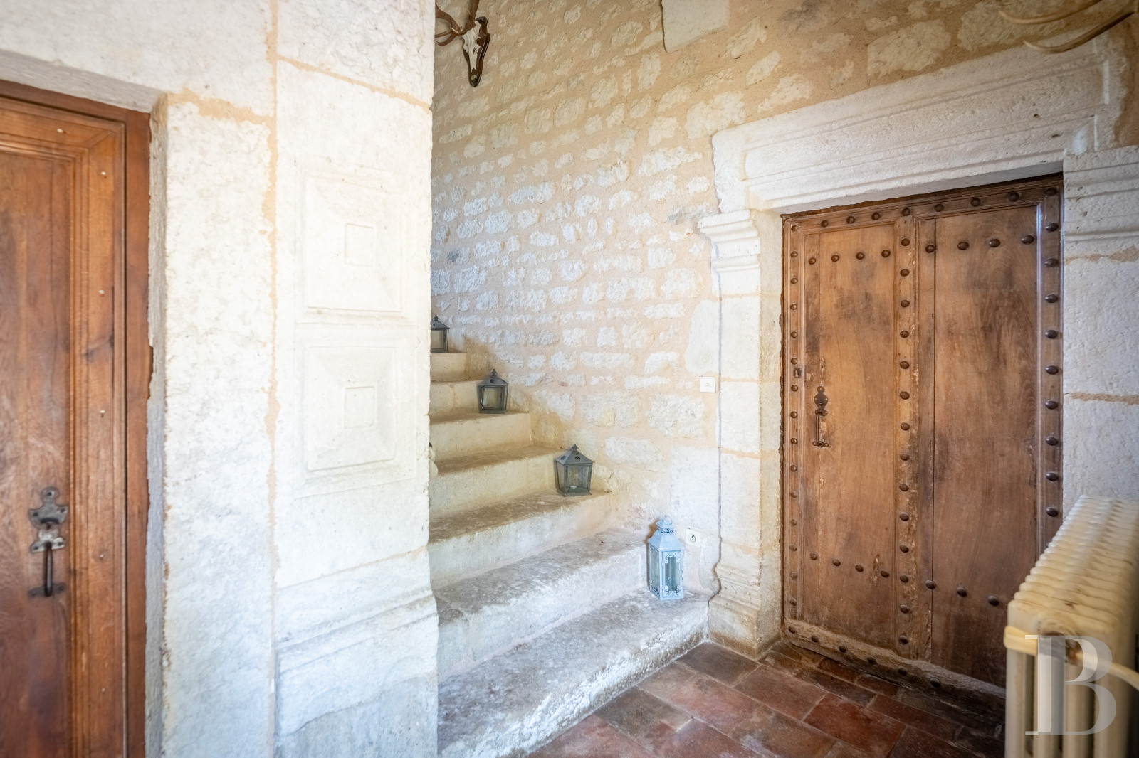 Dans le Tarn, au cœur du vignoble de Gaillac, un château d’origine médiévale entouré de ses vignes - photo  n°26