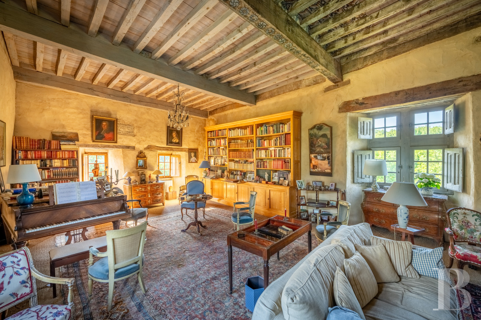 Dans le Tarn, au cœur du vignoble de Gaillac, un château d’origine médiévale entouré de ses vignes - photo  n°18