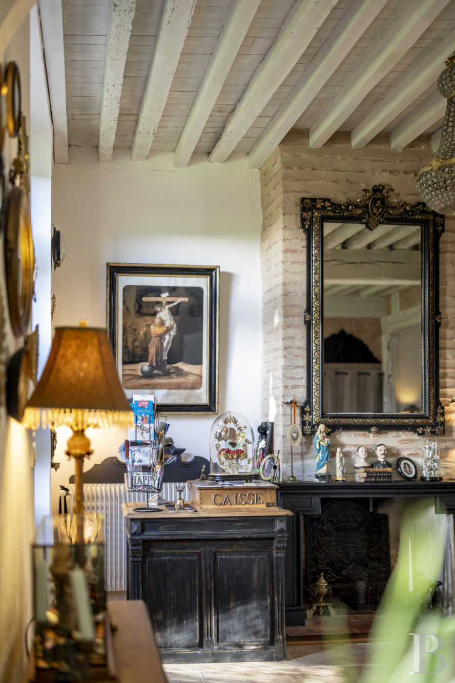 A 19th-century farmhouse surrounded by vineyards and forests between Cévennes and Provence, in the Gard Rhodanien - photo  n°8