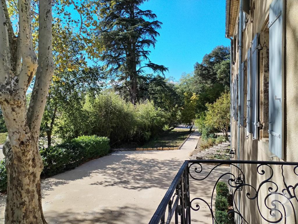 A 19th-century farmhouse surrounded by vineyards and forests between Cévennes and Provence, in the Gard Rhodanien - photo  n°5