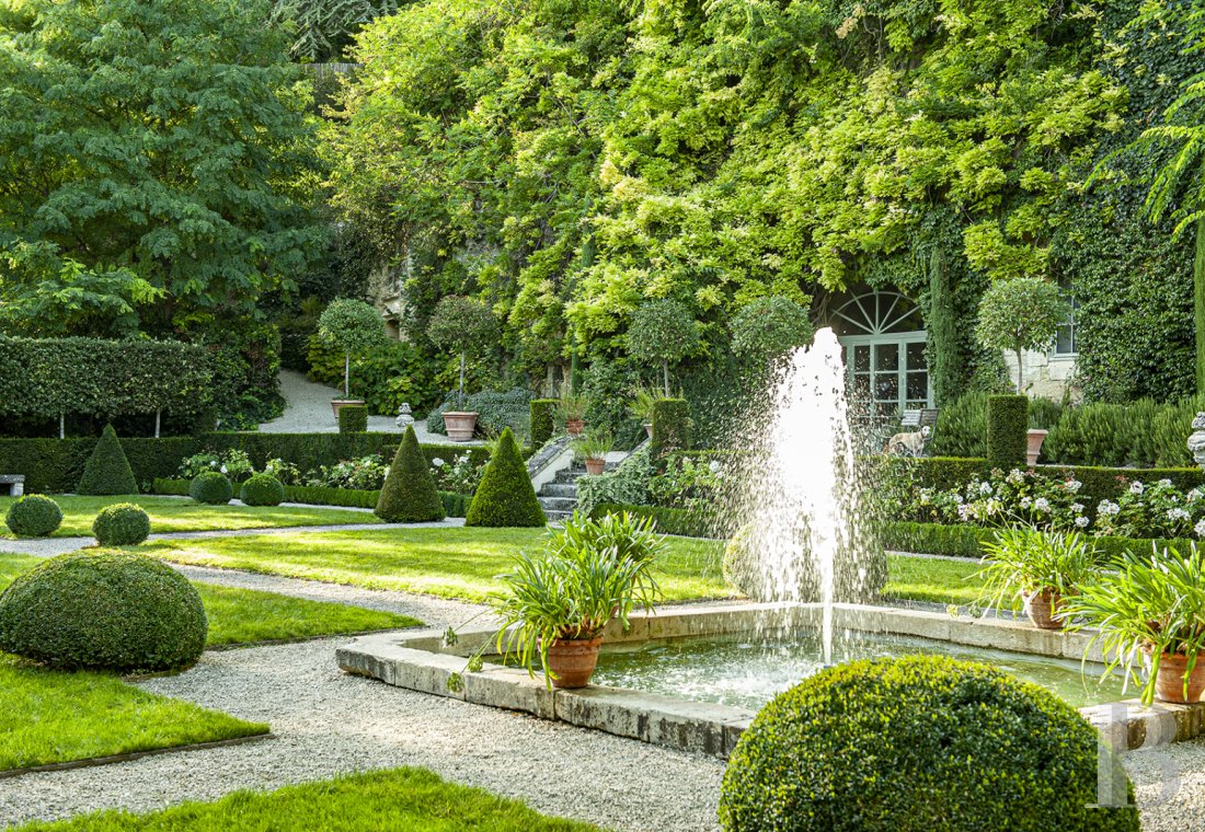 The outbuildings of an 18th-century manor house and its certified «remarkable» garden on the banks of the Loire to the east of Tours - photo  n°22