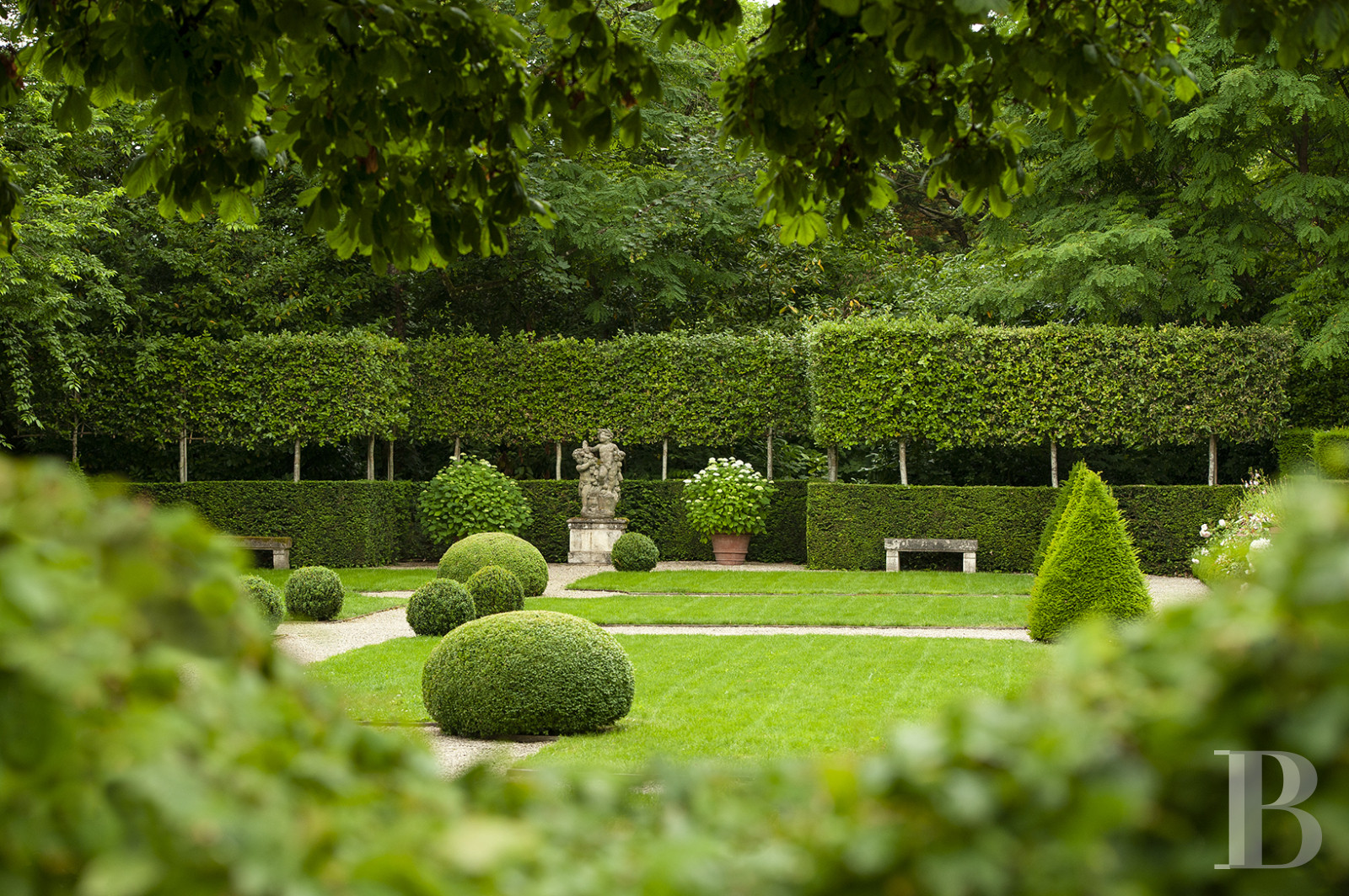 The outbuildings of an 18th-century manor house and its certified «remarkable» garden on the banks of the Loire to the east of Tours - photo  n°12