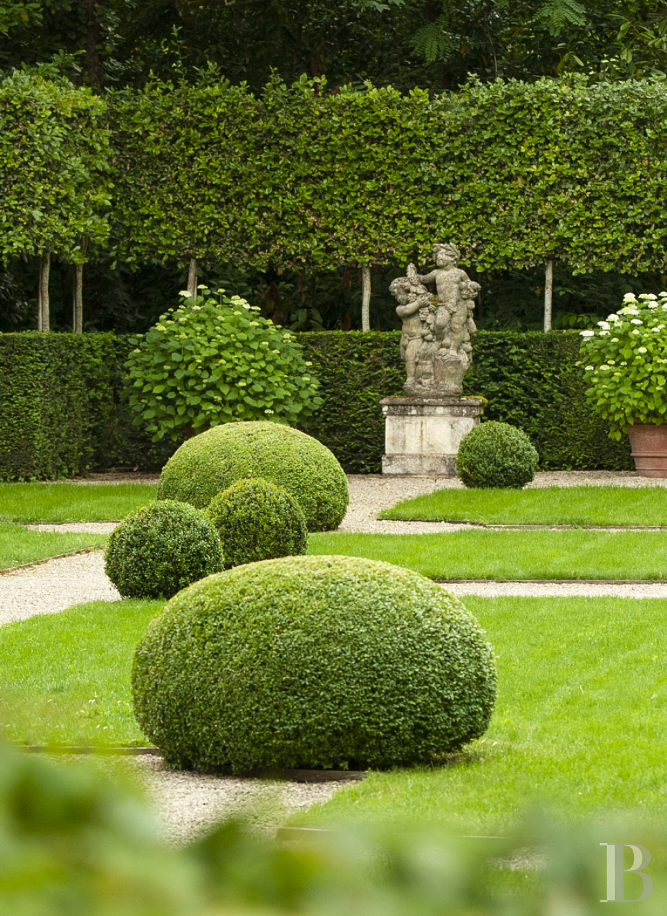 The outbuildings of an 18th-century manor house and its certified «remarkable» garden on the banks of the Loire to the east of Tours - photo  n°34