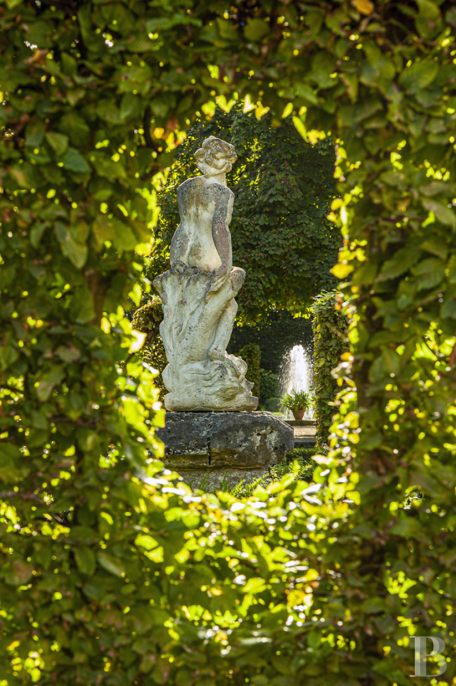 The outbuildings of an 18th-century manor house and its certified «remarkable» garden on the banks of the Loire to the east of Tours - photo  n°17