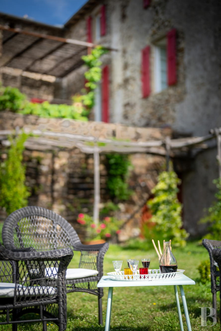 A 13th-century château stands on guard over the Cévennes hills in the southernmost point of the Lozère department, on the border with the Gard department - photo  n°7